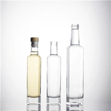 オリーブ オイルのガラスびん